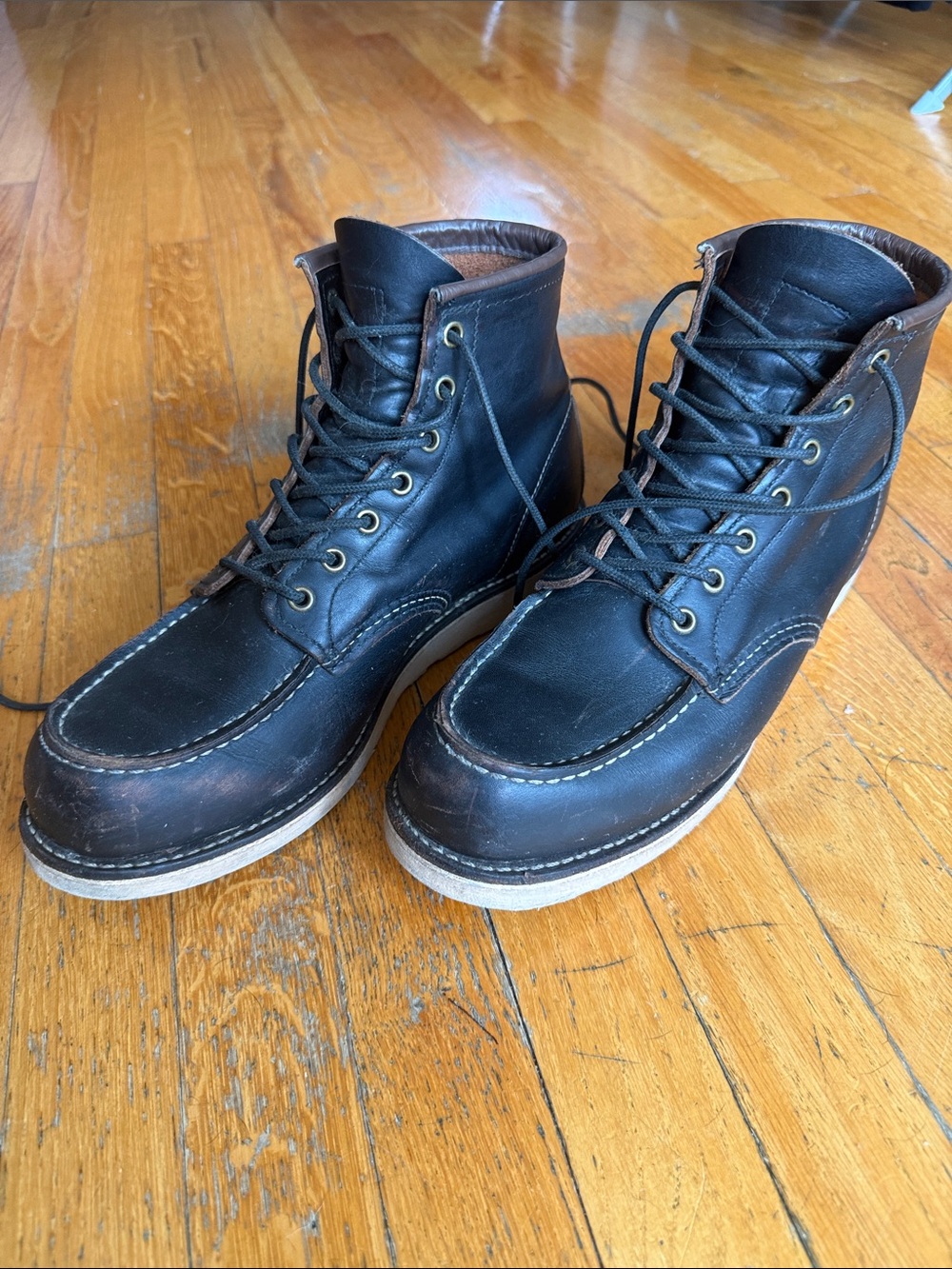 Red Wing Shoes Black Leather Moc Toe Classic Work Boots 8849
